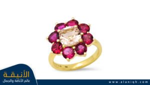 خاتم على شكل زهرة من جينيفر ماير