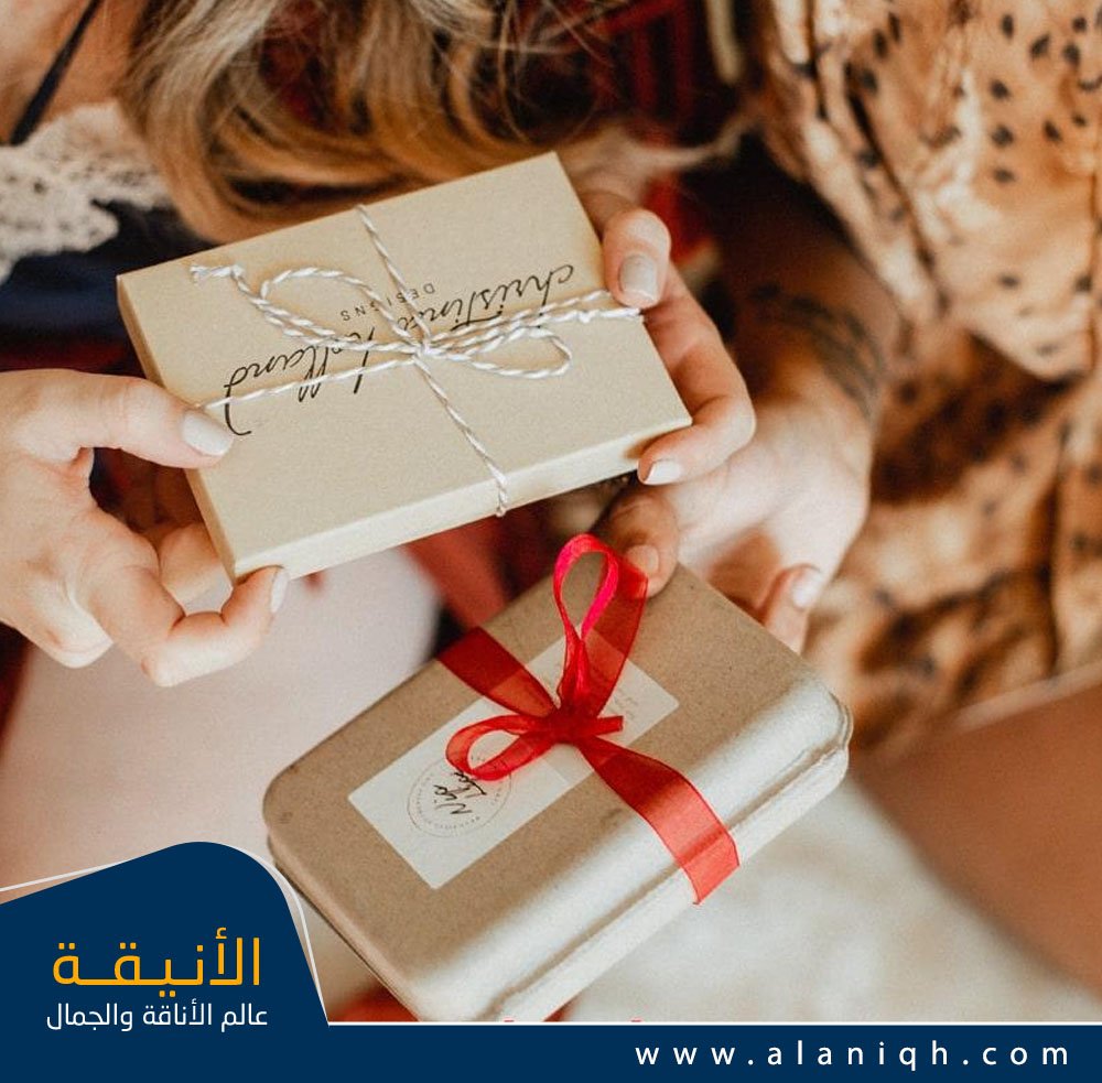 هدايا عيد الحب الكلاسيكية للنساء
